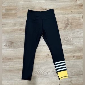 EUC Zyia Active Bumblebee Light n Tight Hi-Rise 7/8 Leggings (Size 4)